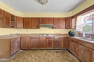 216 Brantleytown Rd, Zebulon, NC 27597 - Photo 17