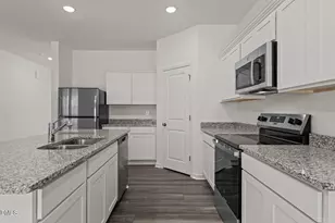 106 Big Dream Ct, Louisburg, NC 27549 - Photo 9