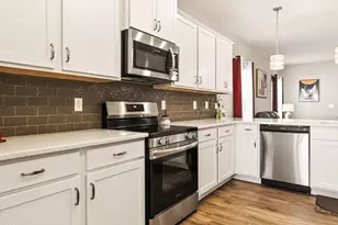 252 Shooting Star Ln, Clayton, NC 27520 - Photo 7