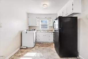 206 Herbert St, Goldsboro, NC 27530 - Photo 9