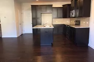 1323 Lakestone Village Ln, Fuquay Varina, NC 27526 - Photo 5