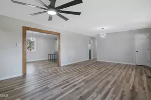 1034 Crayton Cir, Fayetteville, NC 28314 - Photo 9