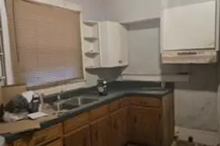 210 Zollicoffer Ave, Henderson, NC 27536 - Photo 3