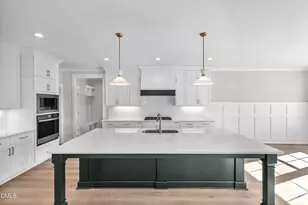 1104 Tobacco Row Ct, Zebulon, NC 27597 - Photo 5