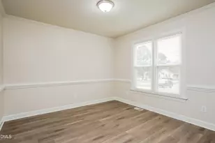 2120 Colorwood Ct, Fuquay Varina, NC 27526 - Photo 5