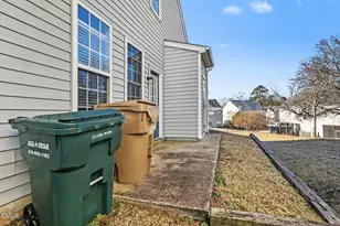 221 Payton Dr, Clayton, NC 27527 - Photo 27