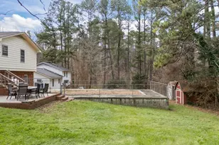 328 White Oak Dr, Henderson, NC 27536 - Photo 3