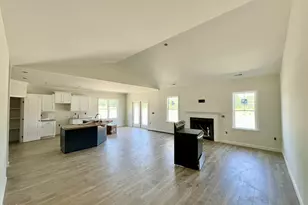 313 Creeks Edge Dr, Pikeville, NC 27863 - Photo 3