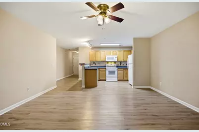 3000 Trailwood Pines Lane #103, Raleigh, NC 27603 - Photo 5