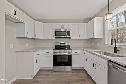 113 Chatham Court, Archer Lodge, NC 27527 - Photo 13