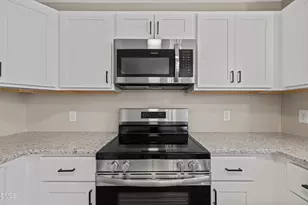 113 Chatham Ct, Archer Lodge, NC 27527 - Photo 17