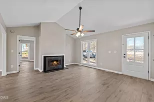 113 Chatham Ct, Archer Lodge, NC 27527 - Photo 9
