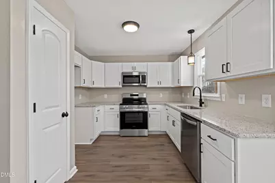 113 Chatham Court, Archer Lodge, NC 27527 - Photo 13