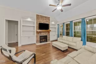 1509 Hoke Landing Ln, Raleigh, NC 27603 - Photo 9