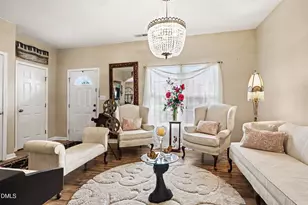 3705 Chancellorsville Ct, Raleigh, NC 27610 - Photo 7