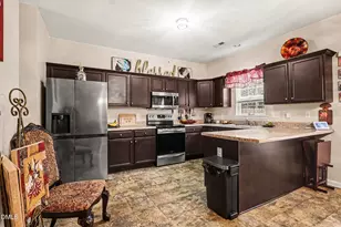 3705 Chancellorsville Ct, Raleigh, NC 27610 - Photo 11