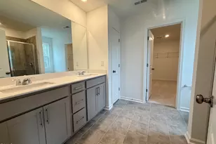 520 Venetian Dr, Sanford, NC 27330 - Photo 17