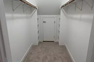 1306 Hampshire Ct, Raleigh, NC 27612 - Photo 17