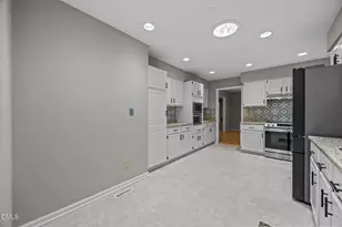 34 Clover Dr, Chapel Hill, NC 27517 - Photo 23