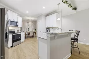 111 Oak St, Selma, NC 27576 - Photo 7