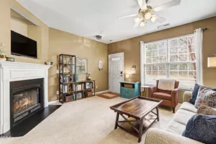 304 Red Elm Dr, Durham, NC 27713 - Photo 5