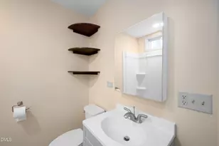 702 N Ivey Ave, Siler City, NC 27344 - Photo 7