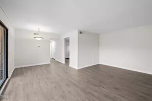 500 Umstead, Chapel Hill, NC 27516 - Photo 5