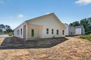 110 Muscovy Dr, Four Oaks, NC 27524 - Photo 5