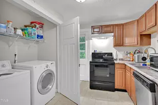 404 S Ash St, Greenville, NC 27858 - Photo 5