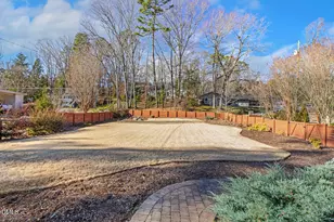 3704 Swann St, Raleigh, NC 27612 - Photo 17