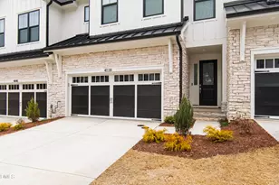 4038 Elk Crk Ln, Raleigh, NC 27612 - Photo 3