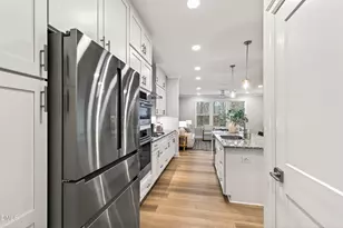 4038 Elk Crk Ln, Raleigh, NC 27612 - Photo 9