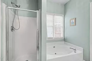 610 Wakehurst Dr, Cary, NC 27519 - Photo 17