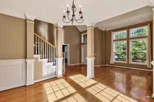 101 Fringe Tree Ct, Cary, NC 27519 - Photo 9