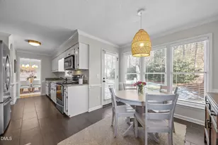 2124 Longwood Dr, Raleigh, NC 27612 - Photo 21