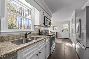 2124 Longwood Dr, Raleigh, NC 27612 - Photo 17