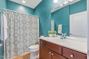 703 Nevins Pl, Cary, NC 27519 - Photo 35