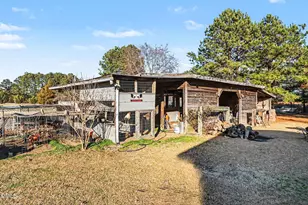 375 Camelia Rd, Benson, NC 27504 - Photo 23