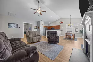 415 Juno Dr, Broadway, NC 27505 - Photo 7