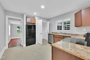 205 E 13th St, Greenville, NC 27858 - Photo 21