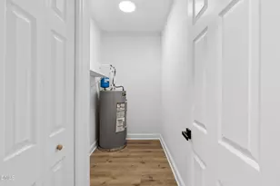 608 W Holt St, Mebane, NC 27302 - Photo 21