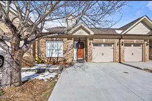 2705 Jamestown Ct, Burlington, NC 27215 - Photo 1