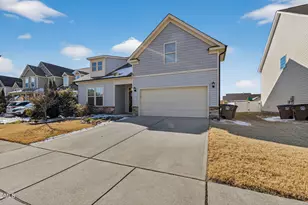 2432 Cedar Rock Dr, Wake Forest, NC 27587 - Photo 3