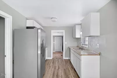 126 White Oak Drive, Henderson, NC 27536 - Photo 9