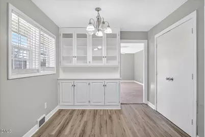 126 White Oak Drive, Henderson, NC 27536 - Photo 7