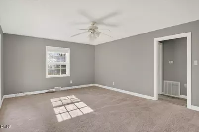 126 White Oak Drive, Henderson, NC 27536 - Photo 5