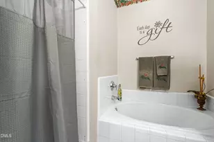 108 Lumina Pl, Holly Springs, NC 27540 - Photo 27