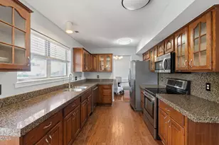 5204 Bentgrass Dr, Raleigh, NC 27610 - Photo 7