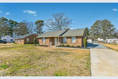 306 Chicopee Road, Benson, NC 27504 - Photo 3