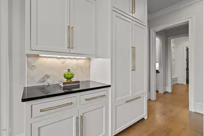 812 Manchester Drive, Raleigh, NC 27609 - Photo 11